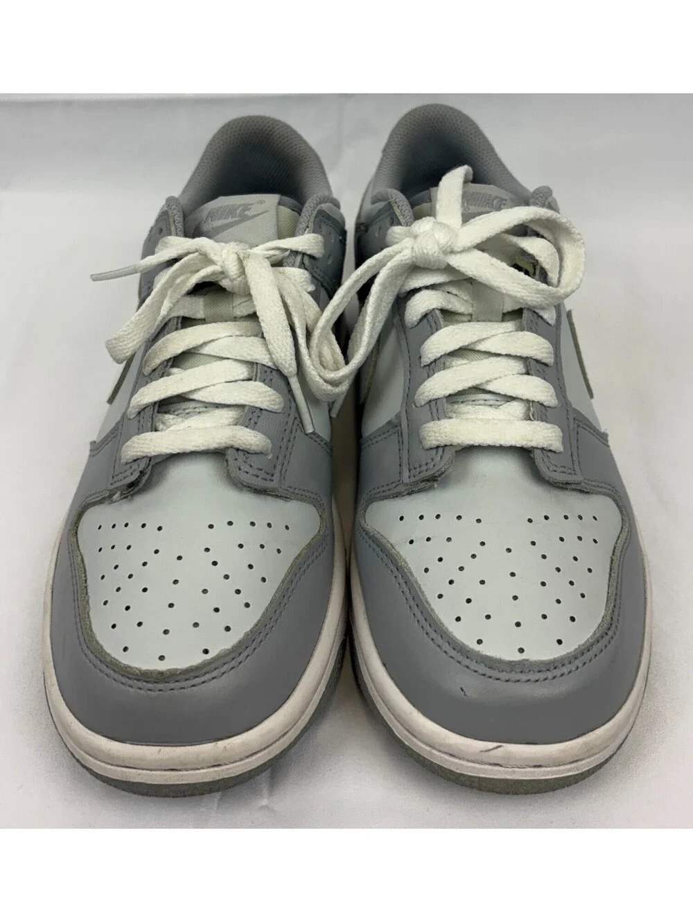 Nike Dunk Low Two-Toned Grey (GS) Size 6.5Y DH9765-001 Sneakers